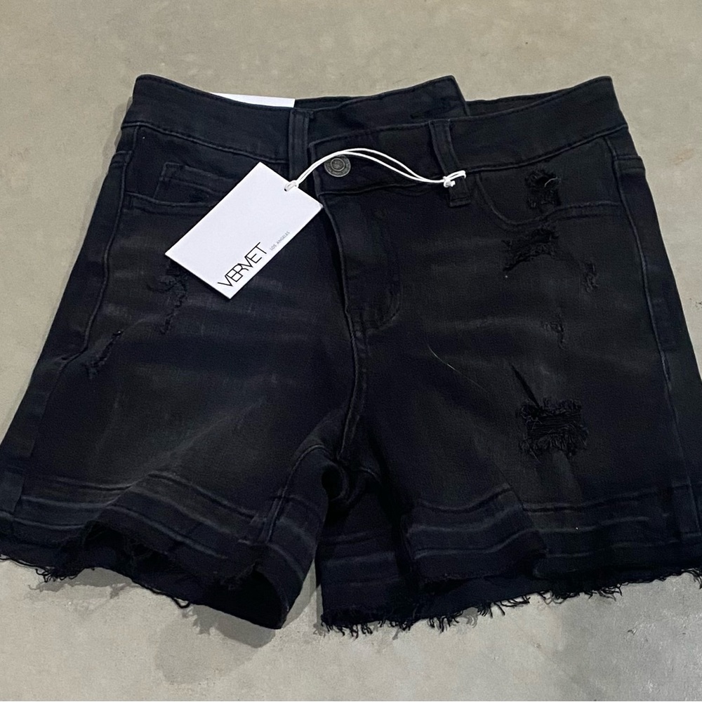 VERVET BY FLYING MONKEY Black Jean Shorts Distressed Hem